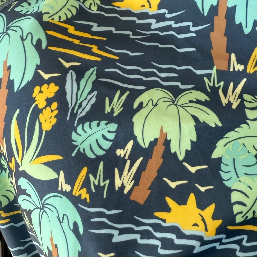 NWT H&M Tropical Print RashGuard - Picture 5 of 5